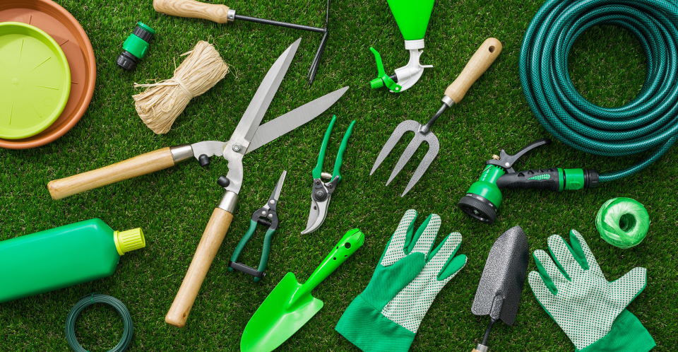 what to look for in gardening hand tools, compilation