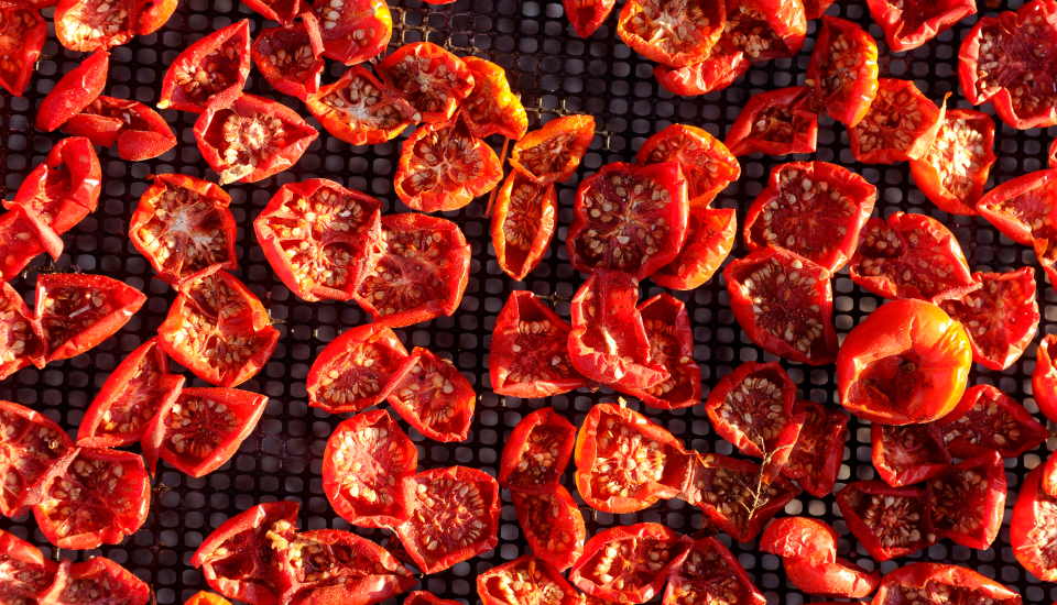 Dehydrate Cherry Tomato In The Sun