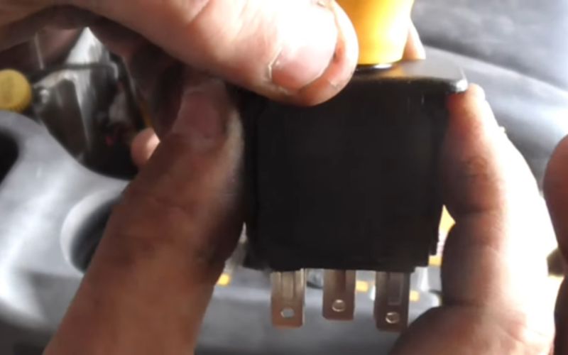 Changing the PTO Switch 2