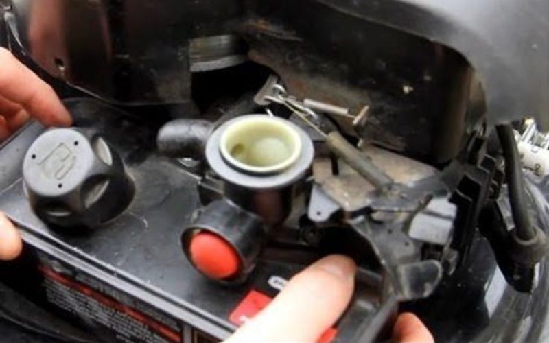 Inspect the condition of the Carburetor 3