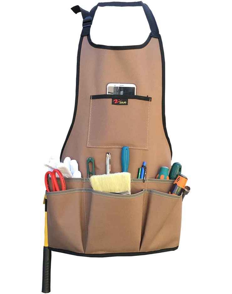 7 Best Gardening Aprons for Gardeners (2022 Updated)