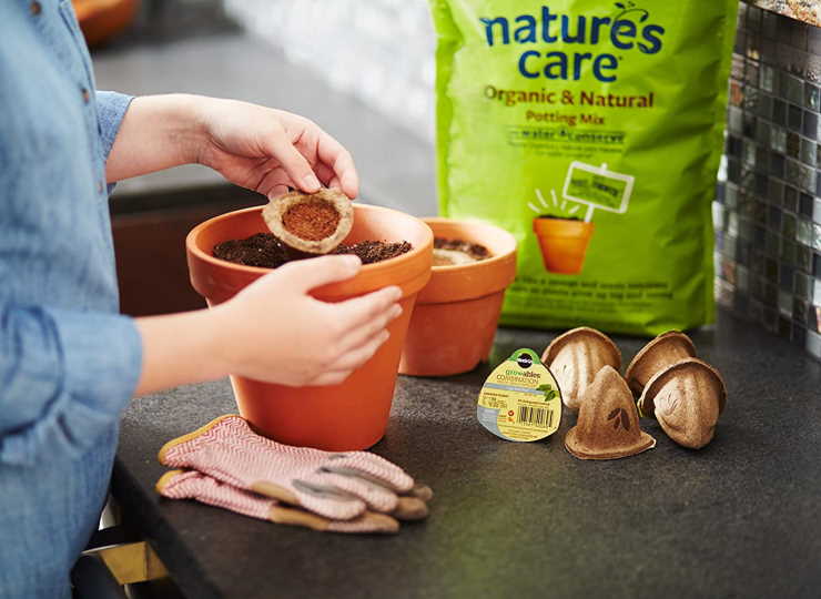 Miracle-Gro Nature's Care Potting Mix