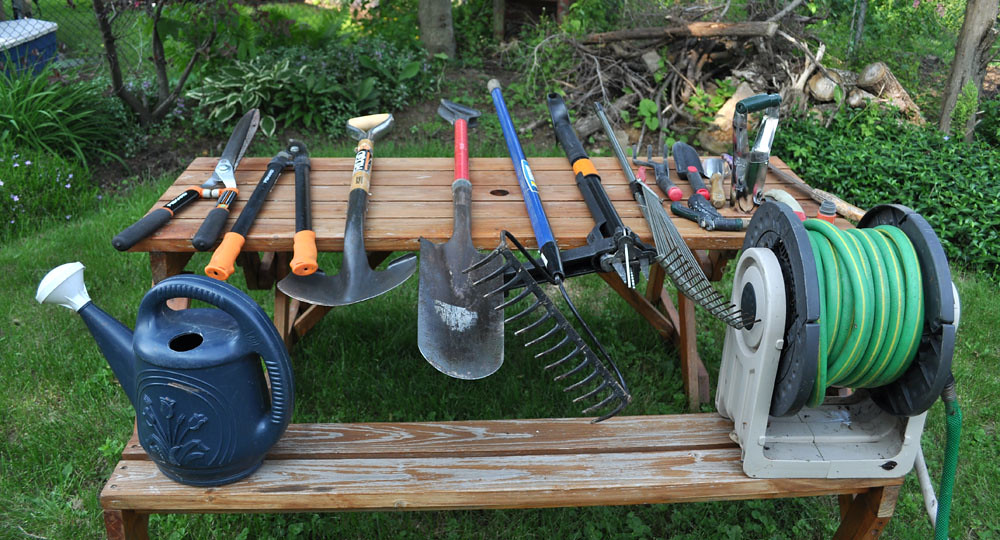 Best Garden Tool Racks for a Tidy and Organized Outdoor Space