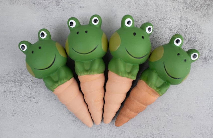 HORTICAN Frog Shaped Self-Watering Spikes