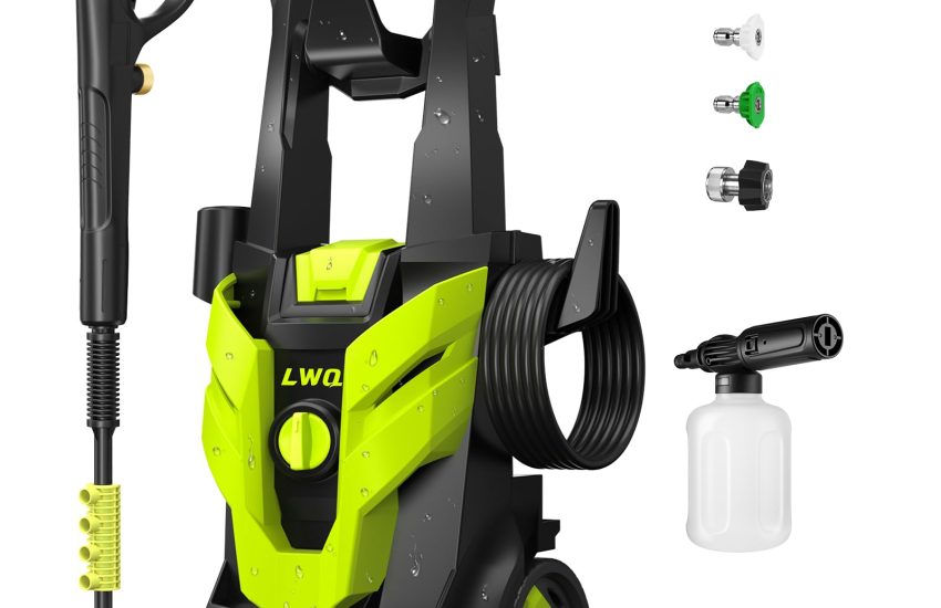 LWQ pressure washer cleaning patio