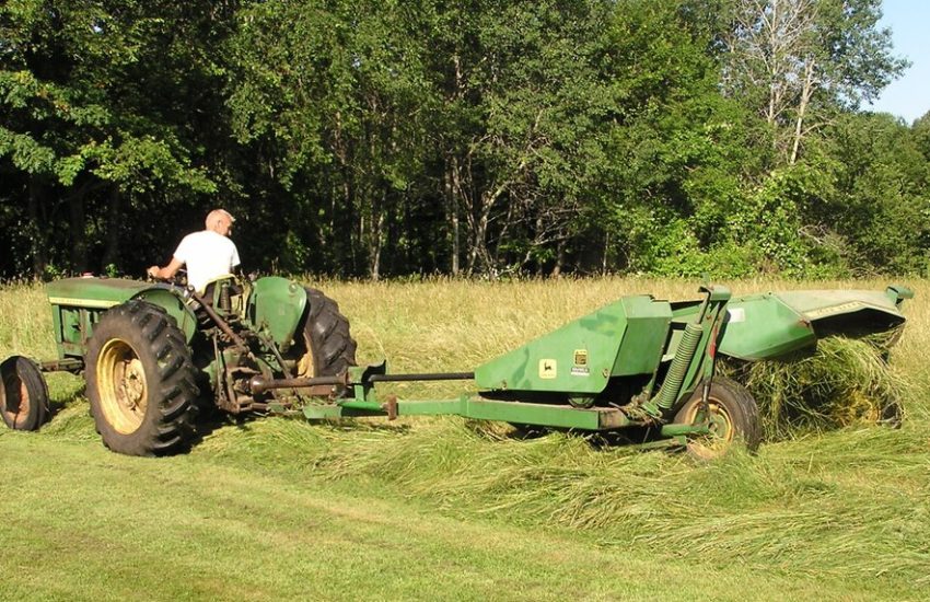 Common Problems with John Deere D140 and The Solutions