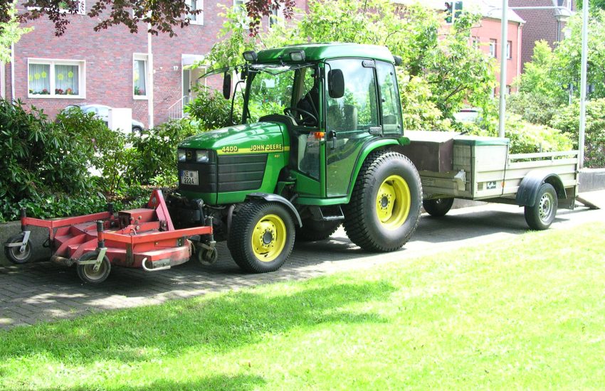 6 Most Common Problems with John Deere x590 and Solutions